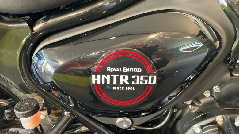 Royal Enfield Hntr 350 Rebel Red (23MY)